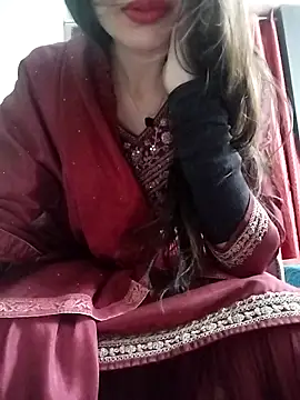 Snapshot of Noor_Darliing chatting on 04-21-26, 03:17 Noor Darliing online show from 04-21-26, 03:17