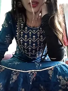 Snapshot of Noor_Darliing chatting on 05-08-26, 03:39 Noor Darliing online show from 05-08-26, 03:39