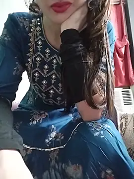 Snapshot of Noor_Darliing chatting on 05-17-26, 03:30 Noor Darliing online show from 05-17-26, 03:30
