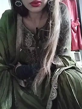 Snapshot of Noor_Darliing chatting on 06-02-26, 03:25 Noor Darliing online show from 06-02-26, 03:25