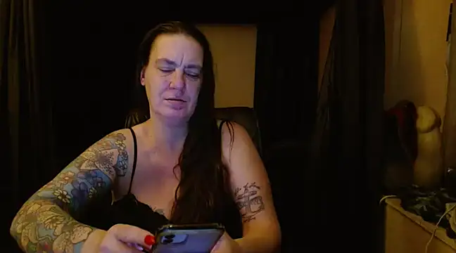 Snapshot of SimoneMoore chatting on 03-13-25, 05:54 SimoneMoore online show from 03-13-25, 05:54