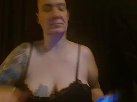 Snapshot of SimoneMoore chatting on 11-02-25, 06:27 SimoneMoore online show from 11-02-25, 06:27