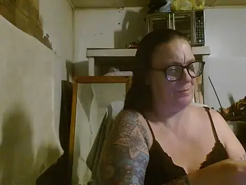 SimoneMoore online show from 03-24-26, 03:33