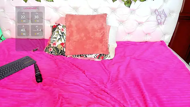 Snapshot of Andrea_Williams24 chatting on 01-23-25, 05:52 Andrea Williams24 online show from 01-23-25, 05:52