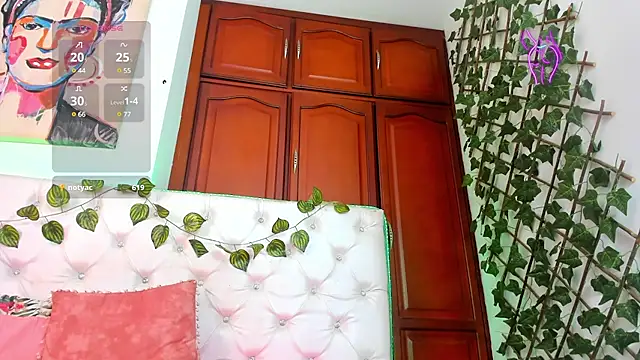 Snapshot of Andrea_Williams24 chatting on 03-05-25, 06:45 Andrea Williams24 online show from 03-05-25, 06:45