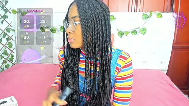 Snapshot of Andrea_Williams24 chatting on 10-18-25, 12:17 Andrea Williams24 online show from 10-18-25, 12:17