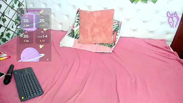 Snapshot of Andrea_Williams24 chatting on 11-13-25, 03:55 Andrea Williams24 online show from 11-13-25, 03:55