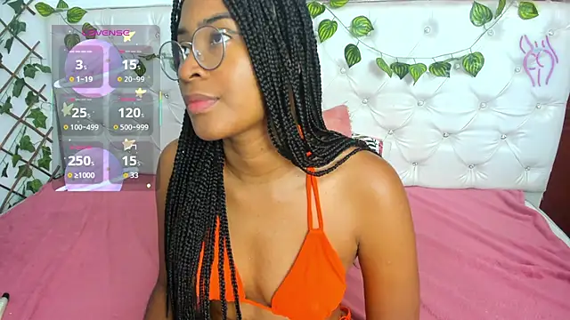 Snapshot of Andrea_Williams24 chatting on 11-14-25, 03:44 Andrea Williams24 online show from 11-14-25, 03:44