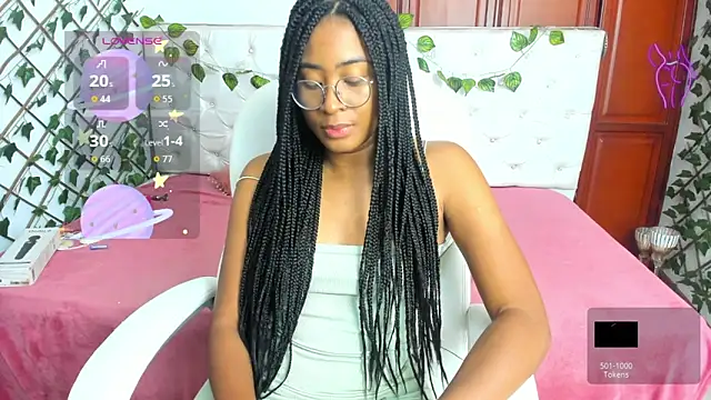 Snapshot of Andrea_Williams24 chatting on 11-25-25, 02:39 Andrea Williams24 online show from 11-25-25, 02:39