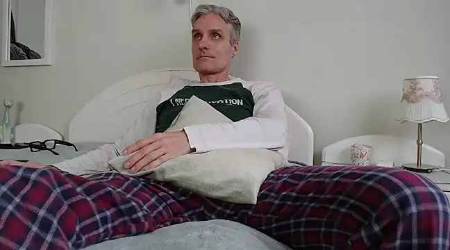 StrongBill online show from 03-02-25, 02:54