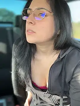 Lilith  D online show from 01-28-25, 02:31