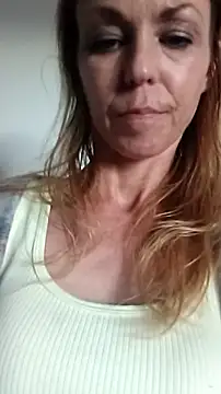 Snapshot of cammyquart chatting on 03-07-26, 12:51 cammyquart online show from 03-07-26, 12:51