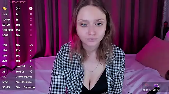 Snapshot of Linda_Bryant chatting on 12-07-24, 03:58 Linda Bryant online show from 12-07-24, 03:58