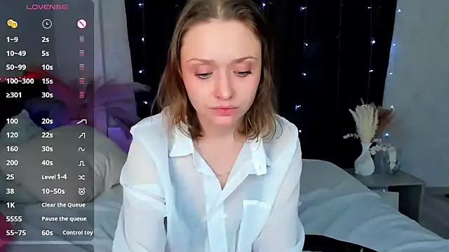 Snapshot of Linda_Bryant chatting on 02-08-25, 04:03 Linda Bryant online show from 02-08-25, 04:03