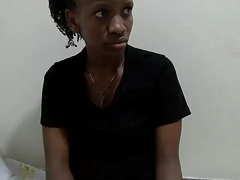 Snapshot of prettybeee chatting on 10-26-25, 08:53 prettybeee online show from 10-26-25, 08:53