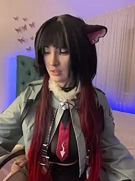  Chlo  e online show from 10-31-25, 10:33