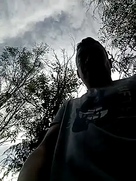 Snapshot of Diego_leon27 chatting on 11-11-25, 02:06 Diego leon27 online show from 11-11-25, 02:06