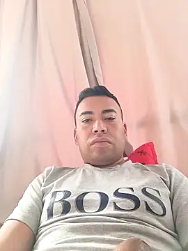 Snapshot of Diego_leon27 chatting on 11-25-25, 03:34 Diego leon27 online show from 11-25-25, 03:34