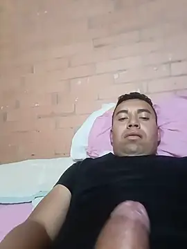 Snapshot of Diego_leon27 chatting on 07-31-26, 03:17 Diego leon27 online show from 07-31-26, 03:17
