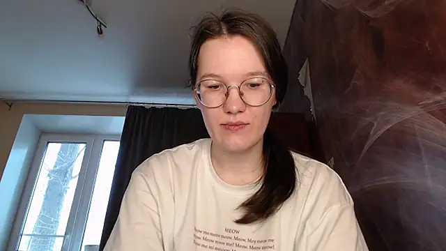 Snapshot of MiriamOr chatting on 01-16-25, 08:00 MiriamOr online show from 01-16-25, 08:00