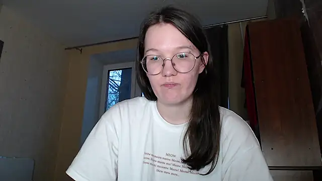 Snapshot of MiriamOr chatting on 01-20-25, 01:32 MiriamOr online show from 01-20-25, 01:32