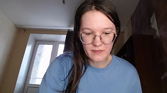 Snapshot of MiriamOr chatting on 01-23-25, 10:32 MiriamOr online show from 01-23-25, 10:32