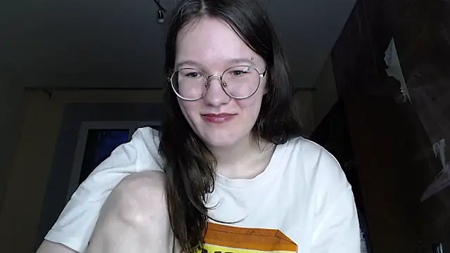 Snapshot of MiriamOr chatting on 01-24-25, 01:57 MiriamOr online show from 01-24-25, 01:57