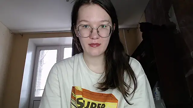 Snapshot of MiriamOr chatting on 01-26-25, 07:21 MiriamOr online show from 01-26-25, 07:21