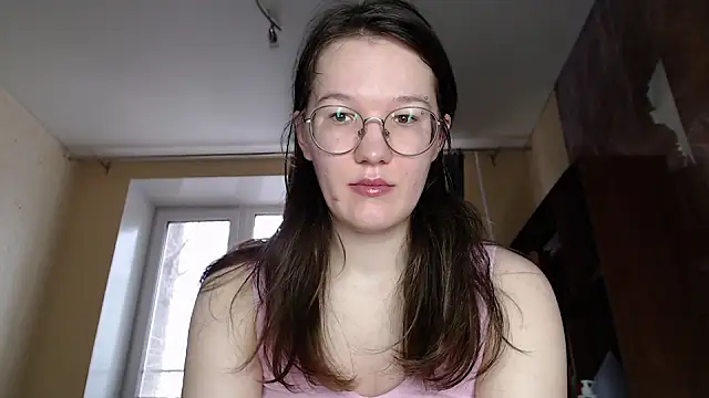 Snapshot of MiriamOr chatting on 01-31-25, 07:18 MiriamOr online show from 01-31-25, 07:18