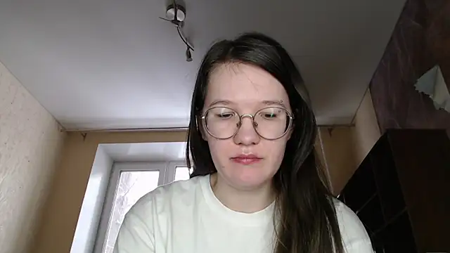 Snapshot of MiriamOr chatting on 02-24-25, 07:44 MiriamOr online show from 02-24-25, 07:44