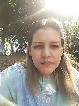 Snapshot of Mia_Hampton chatting on 12-05-24, 06:44 Mia Hampton online show from 12-05-24, 06:44