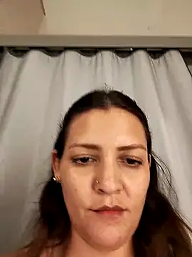 Snapshot of Mia_Hampton chatting on 03-20-25, 06:09 Mia Hampton online show from 03-20-25, 06:09