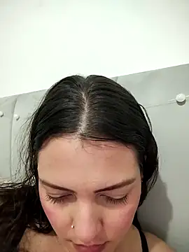 Mia Hampton online show from 04-23-26, 11:18