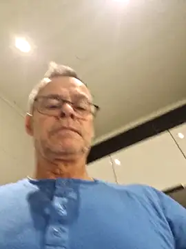 Snapshot of DarrenSullivanSlut chatting on 02-24-25, 07:33 DarrenSullivanSlut online show from 02-24-25, 07:33