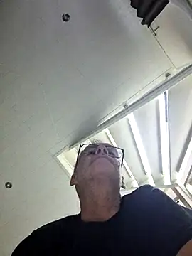 Snapshot of DarrenSullivanSlut chatting on 03-18-25, 08:58 DarrenSullivanSlut online show from 03-18-25, 08:58