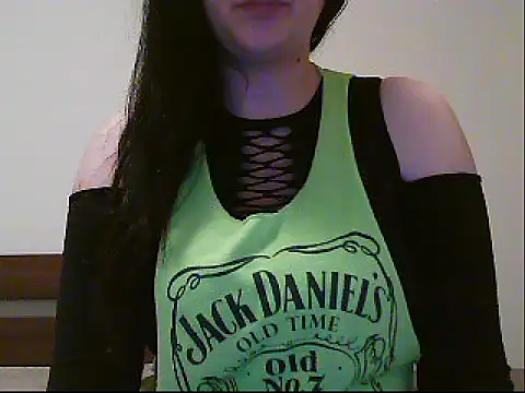 Snapshot of LizzyAnn chatting on 11-18-25, 03:16 LizzyAnn online show from 11-18-25, 03:16