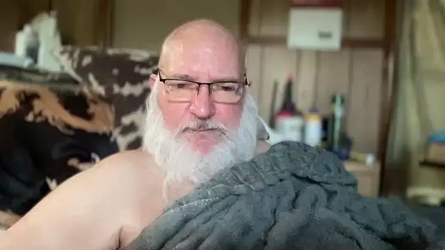 44jon44 online show from 10-26-25, 01:39