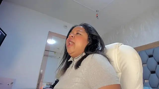 sophia reyes online show from 01-08-25, 11:43