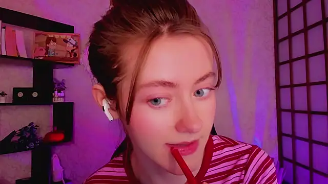 KateCuddle online show from 12-13-24, 02:10