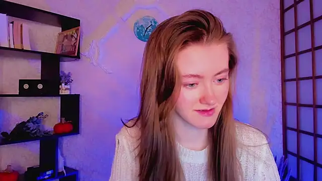 KateCuddle online show from 12-24-24, 02:21