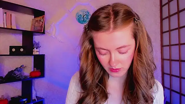 KateCuddle online show from 12-25-24, 02:25