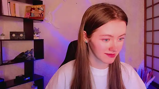 KateCuddle online show from 01-14-25, 01:58