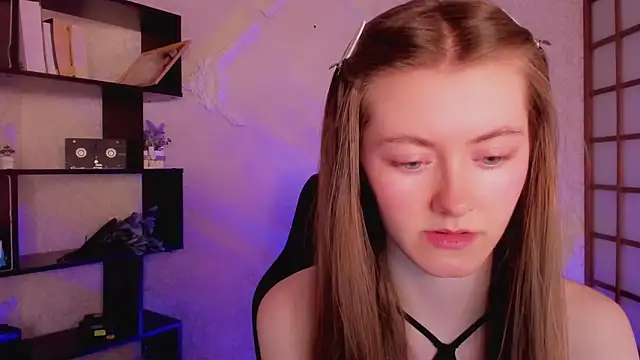 KateCuddle online show from 01-17-25, 02:18