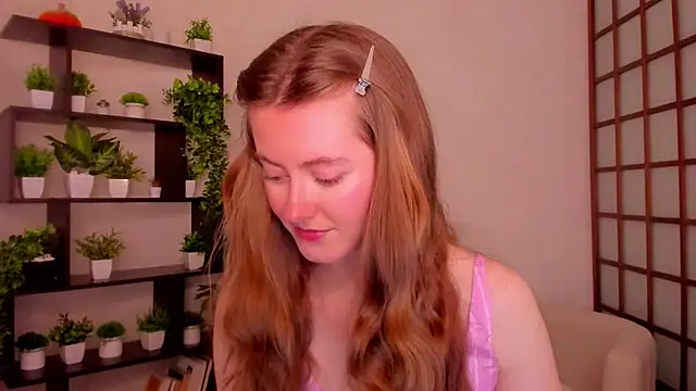 KateCuddle online show from 10-15-25, 02:22