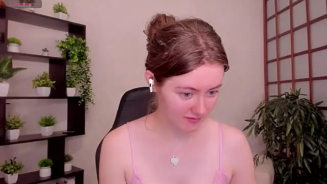 KateCuddle online show from 07-30-26, 02:21