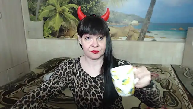 Snapshot of Aphelandra chatting on 03-13-25, 12:56 Aphelandra online show from 03-13-25, 12:56