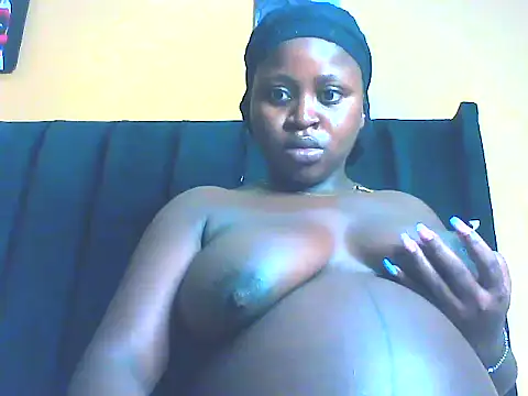 Snapshot of EboniesBelle chatting on 07-14-26, 03:44 EboniesBelle online show from 07-14-26, 03:44