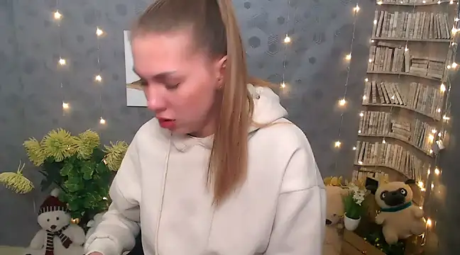 Sport Tall Doll online show from 03-11-25, 08:20