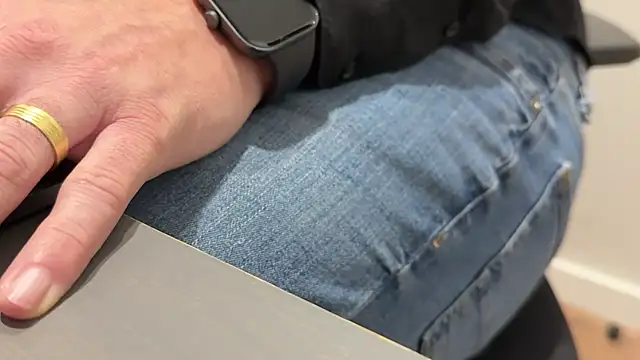 rickyi2023 online show from 02-05-26, 03:49