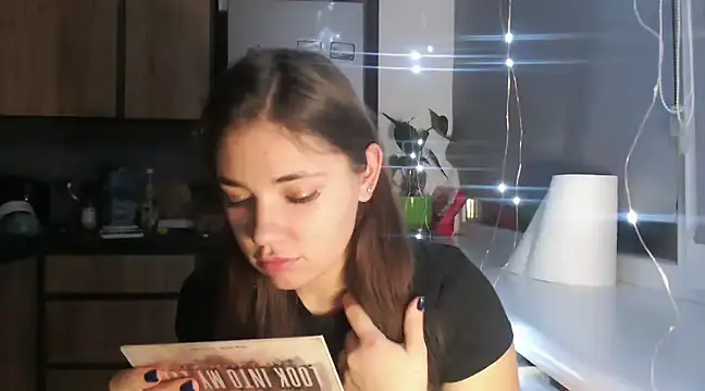 Snapshot of delightful_sofi chatting on 01-19-25, 07:37 delightful sofi online show from 01-19-25, 07:37